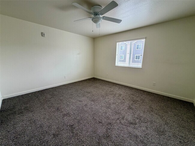 Building Photo - 21155 Gosling Rd