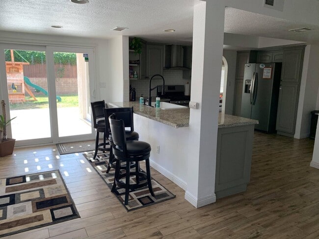 Kitchen - 20305 Klyne St