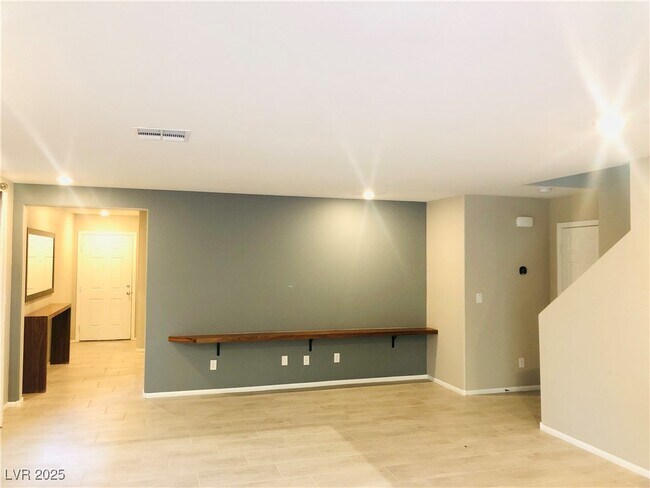 Building Photo - 7108 Adrian Peak St