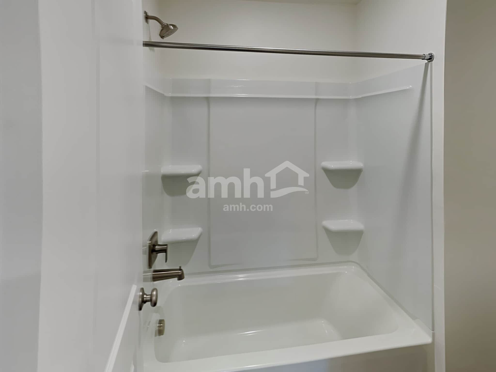 Building Photo - 226 N Dry Crk Rd