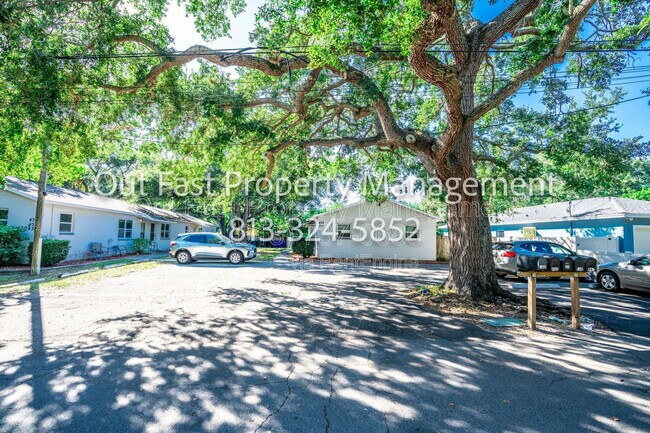 Building Photo - 430 3rd Ave
