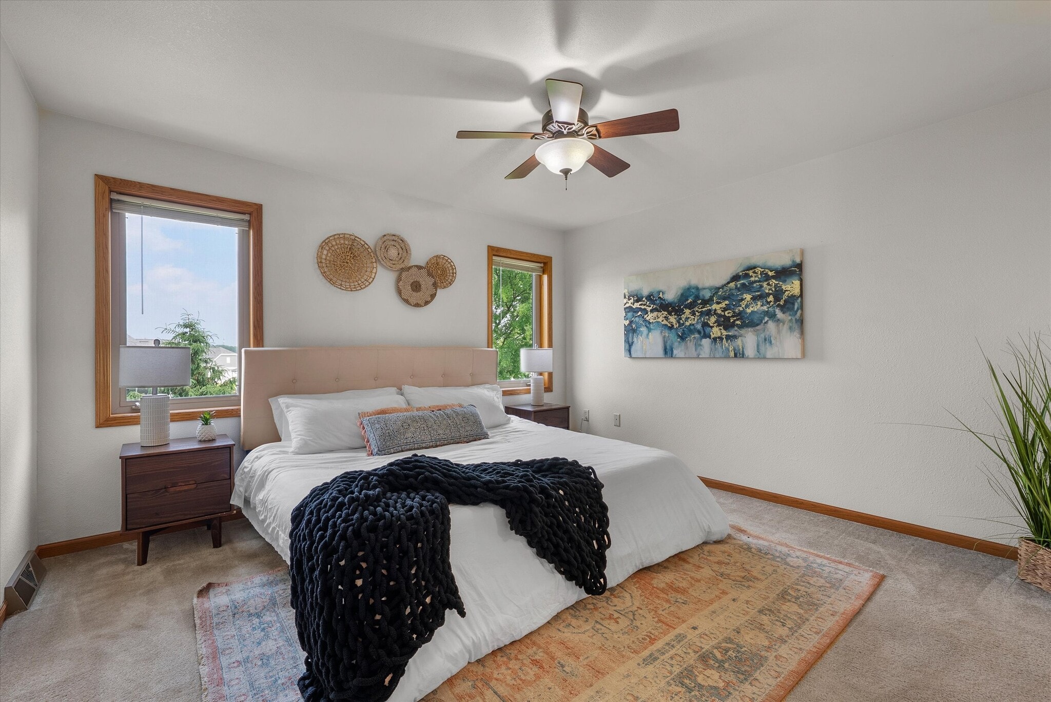 King-sized primary suite - 407 Century Oak Dr
