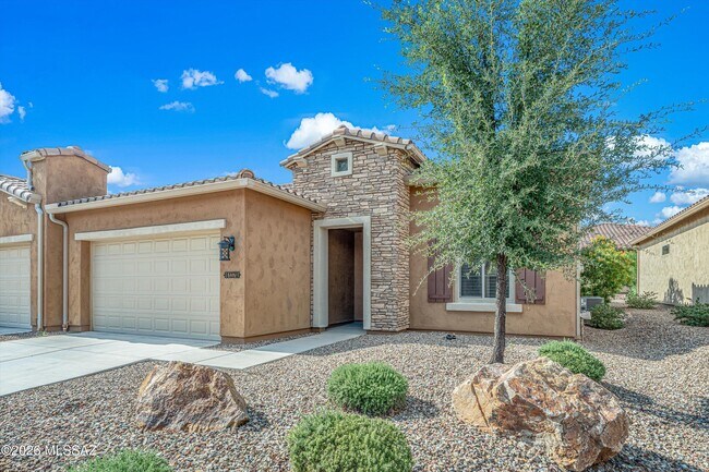 Building Photo - 61370 E Flint Dr