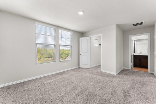 Building Photo - 3120 Kingsgarden Rd