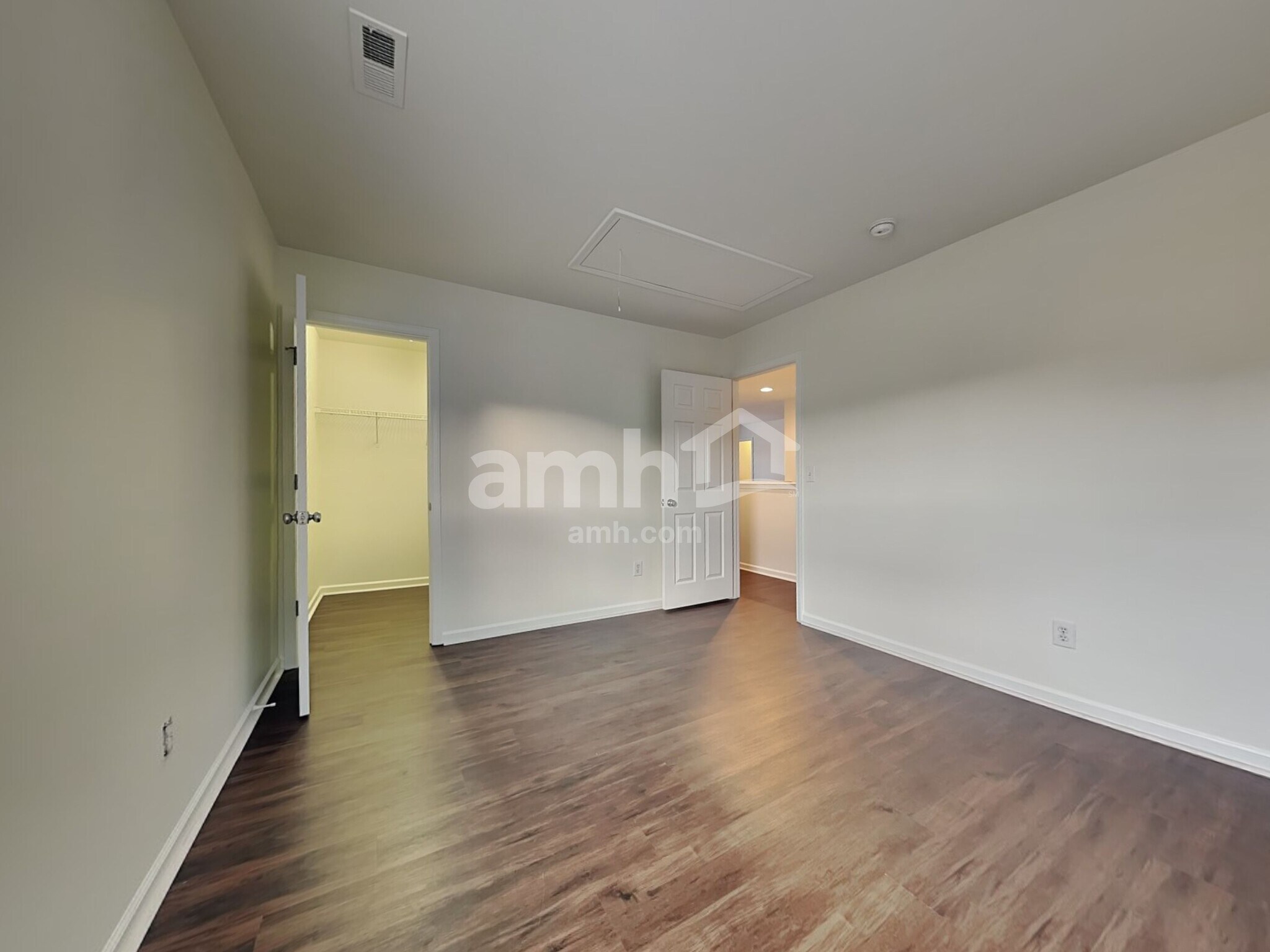 Building Photo - 10524 Dominion Village Dr