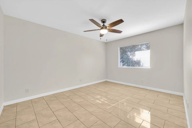 Building Photo - 1250 S Brookhurst St