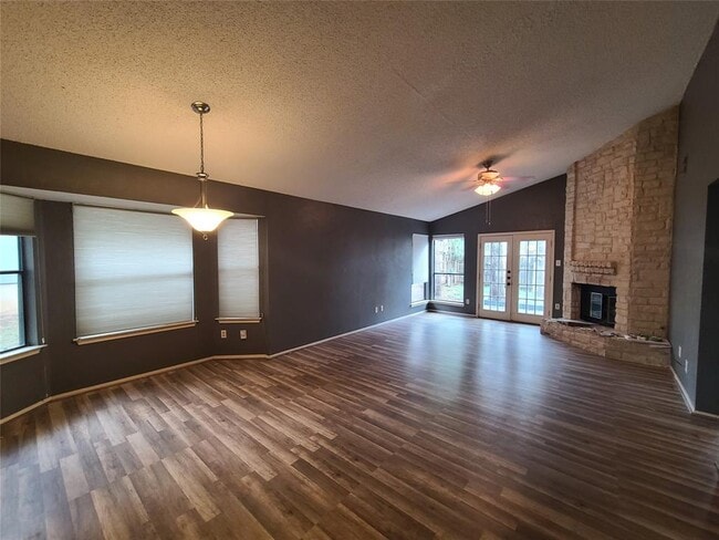 Building Photo - 2812 Goldbridge Dr