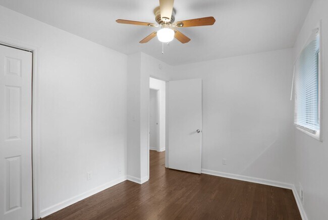 Building Photo - 2200 Camp Ground