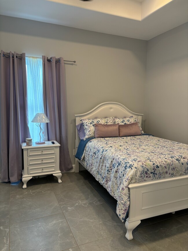 Guest Bedroom 2 – Elegant and Relaxing - 1205 Central Blvd