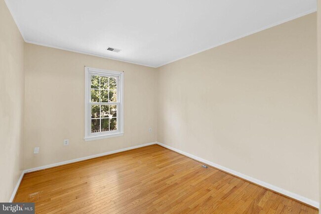 Building Photo - 10326 Colony Park Dr