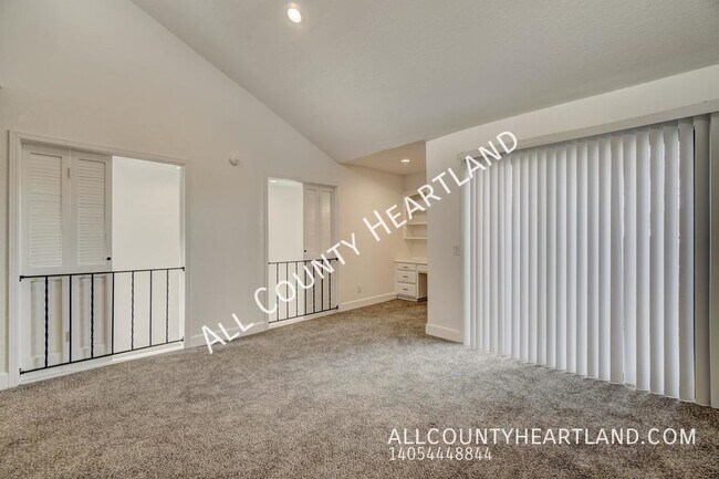 Building Photo - 2030 Three Stars Rd