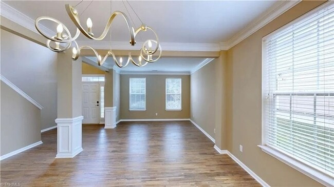 Building Photo - *** READY TO MOVE IN BY FIRST WEEK OF MAY***