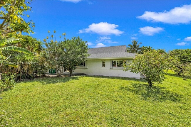 Building Photo - 5706 Guava Dr