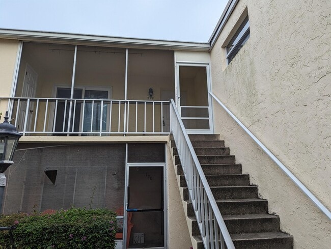 Building Photo - 3135 Shady Dell Ln