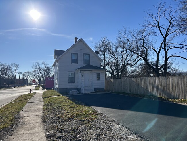 Building Photo - 1700 Martin Luther King Jr Dr