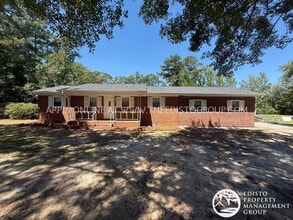 Building Photo - Cozy 2-Bed, 2-Bath Home in Orangeburg, SC