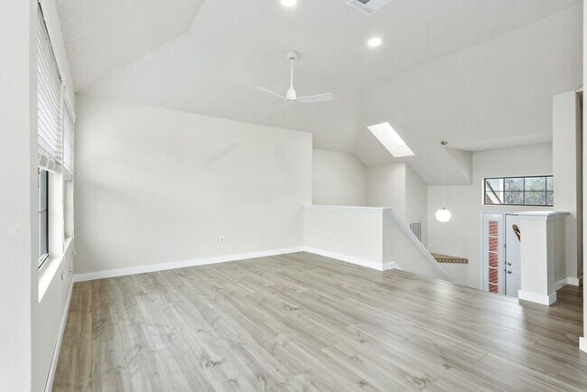 Building Photo - 8609 Ephraim Road