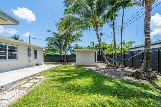 Building Photo - 9730 SW 161st St