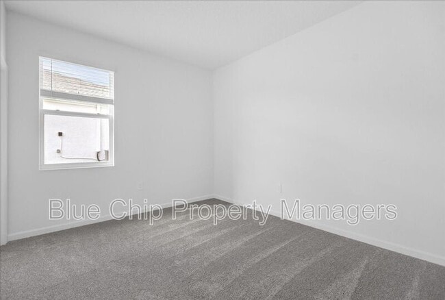 Building Photo - 2025 Shaggy Fisher Dr