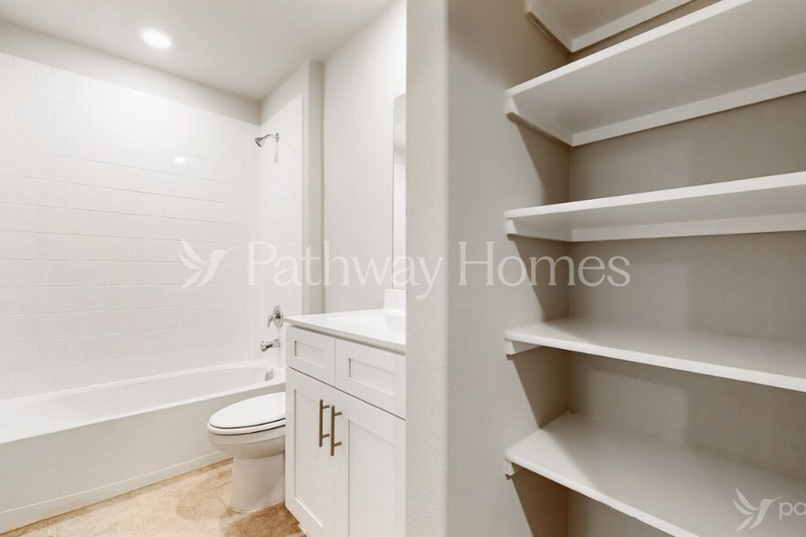 Building Photo - 1616 Gatesville Ct