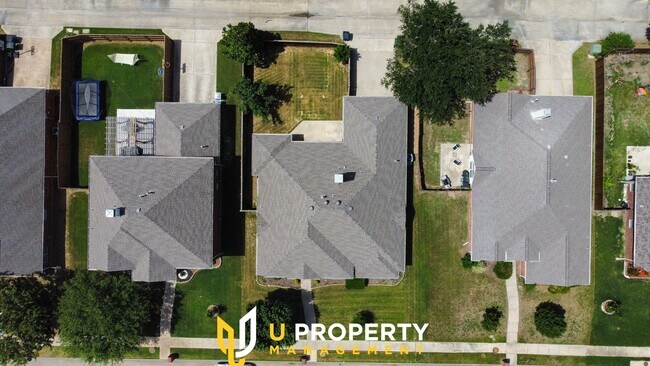 Building Photo - Coming Soon! Charming Single 1 Story Abode...