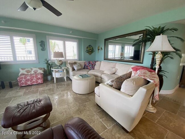 Building Photo - 732 Bayside Dr