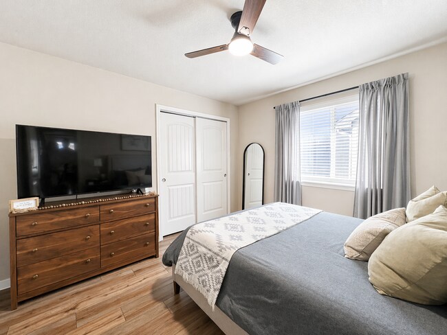 Building Photo - Stunning 5 Bedroom Ranch Home in Lorson Ranch!