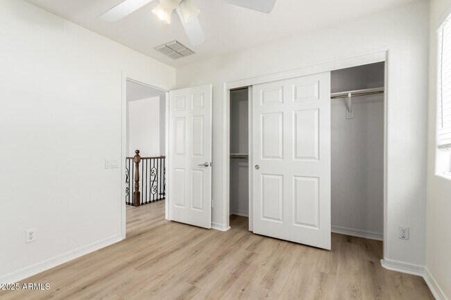 Building Photo - 26417 N Babbling Brook Dr