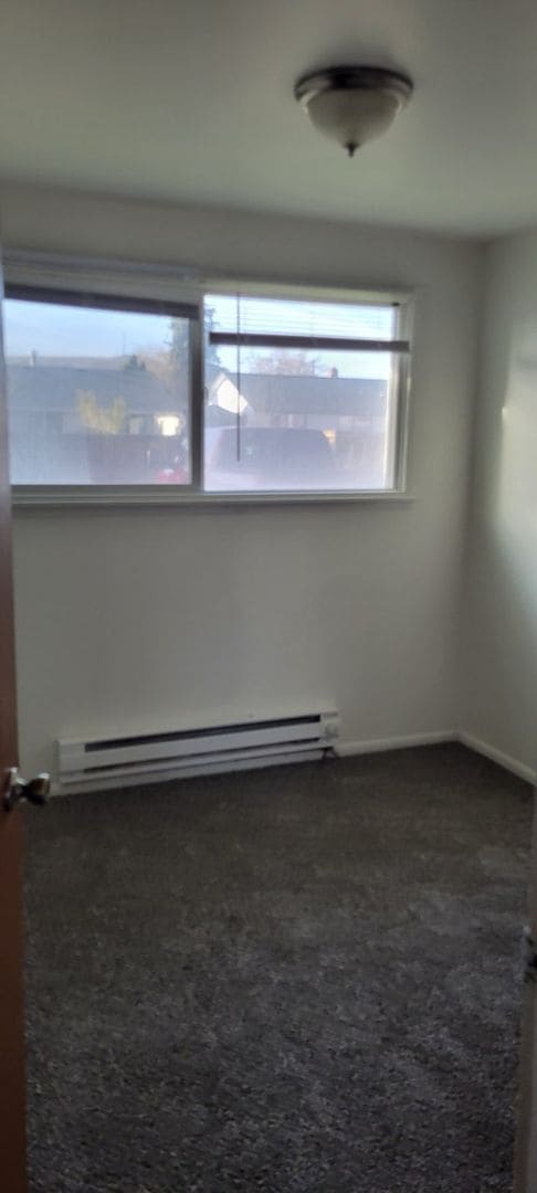 Building Photo - House in Ephrata - FREE DECEMBER RENT