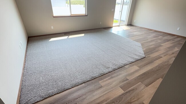 Building Photo - New Construction 3 bed, 2 bath!