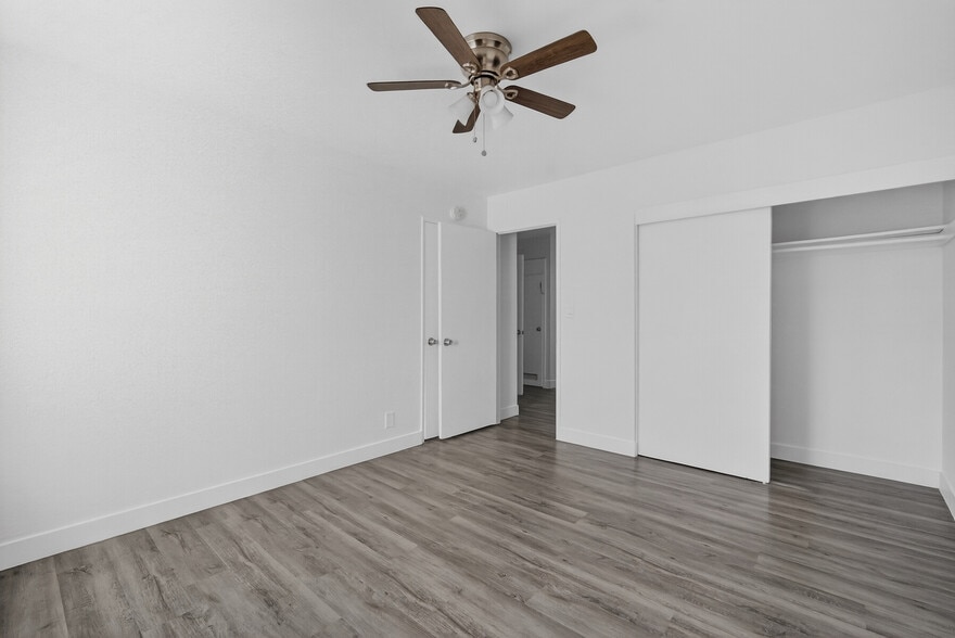 Building Photo - 2100 W Ball Rd