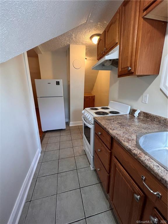 Building Photo - 105 Summerfield Ave