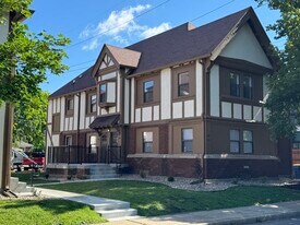 Building Photo - 410 E 13th St