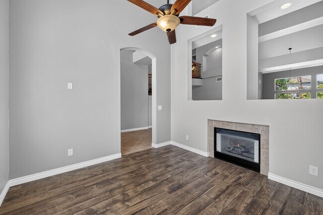 Building Photo - 8824 Cortile Dr