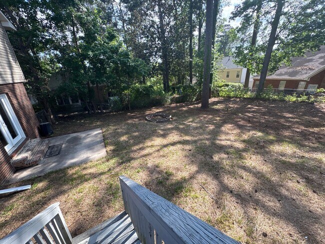 Building Photo - 315 Indian Trail