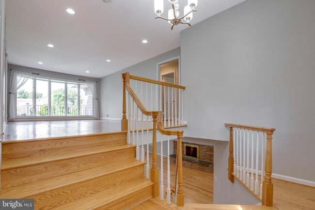 Building Photo - 1208 Forestwood Dr