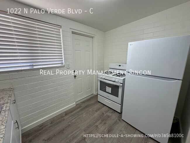 Building Photo - 1022 N Palo Verde Blvd