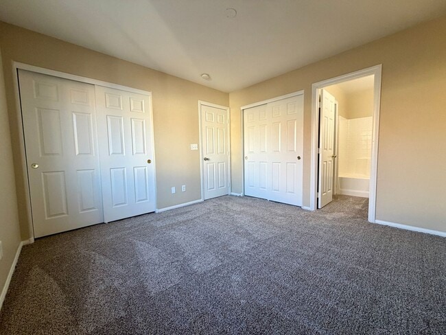 Building Photo - 4 bedroom near Nellis AFB