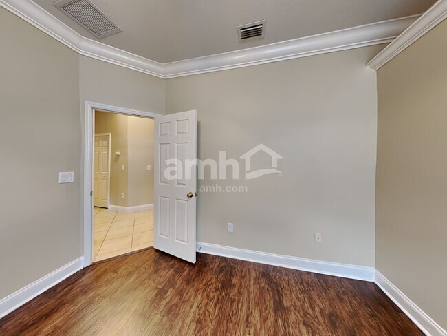 Building Photo - 8346 Old Town Dr