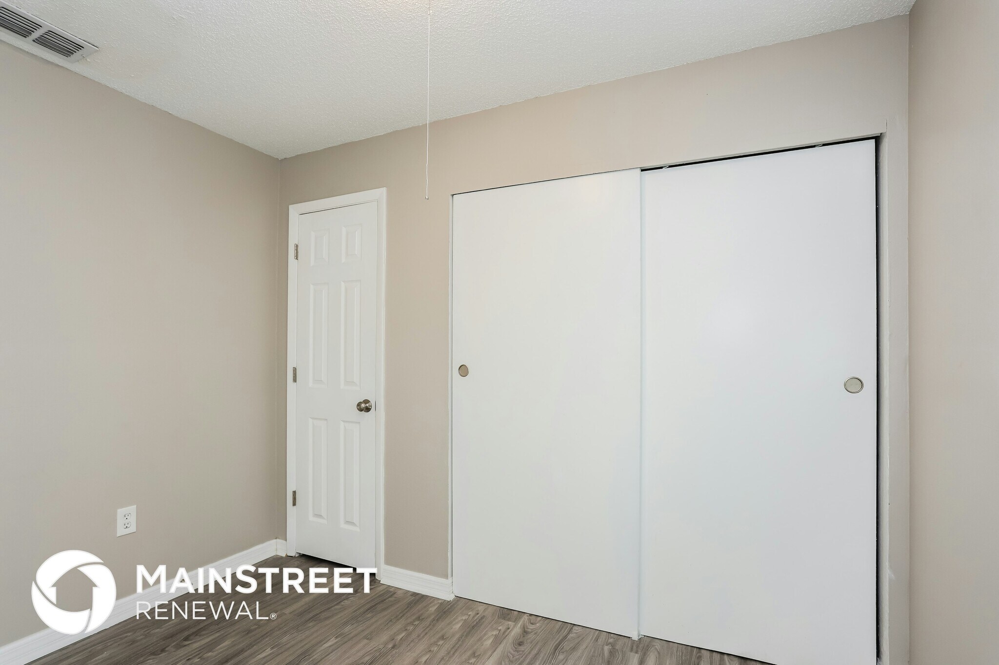 Building Photo - 4108 12th Ave W