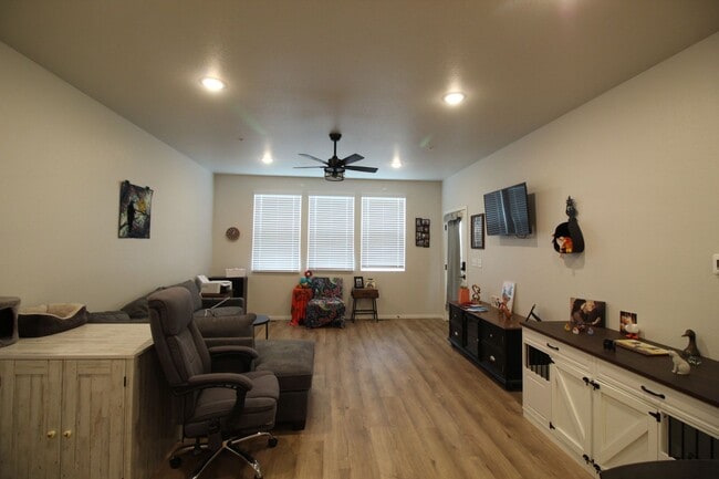 Building Photo - Great Condo in Fort Collins