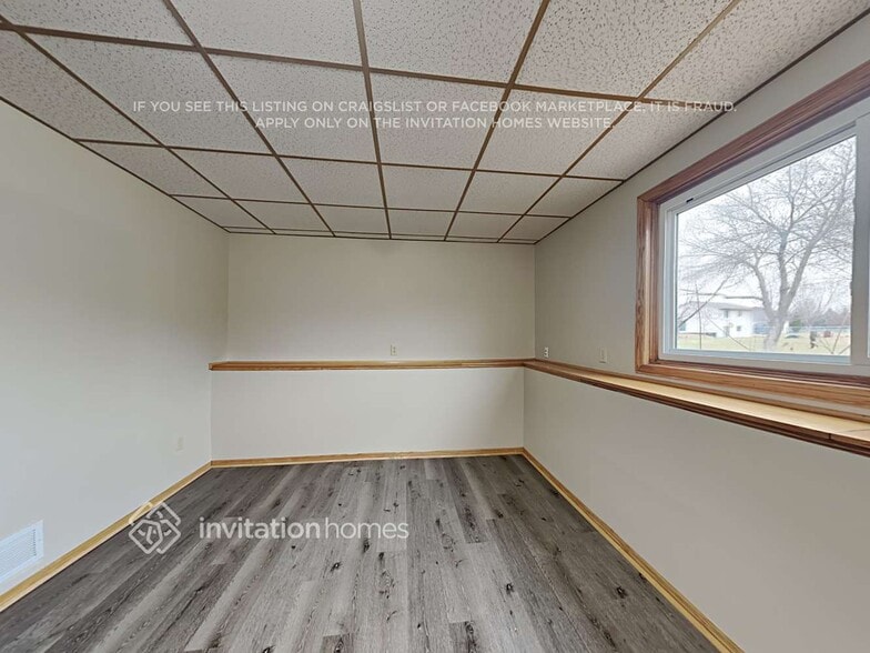 Building Photo - 3213 129th Ln NW