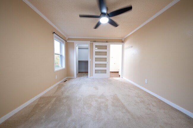 Building Photo - 7358 Bren Ln