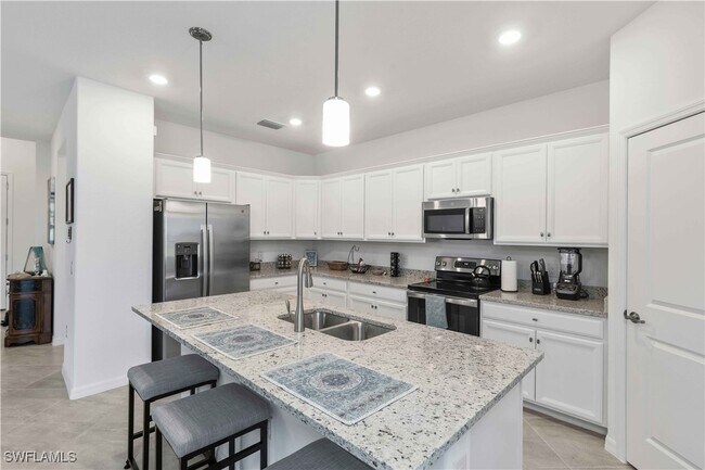 Primary Photo - 14688 Cantabria Dr