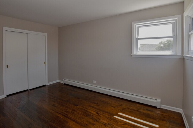 Building Photo - 60 N Wolf Rd