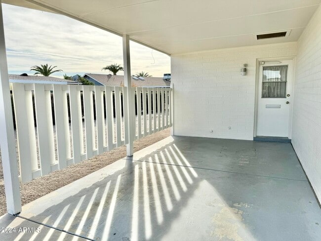 Building Photo - 10012 N 103rd Ave