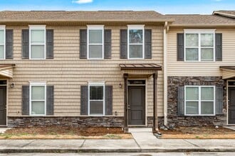 Building Photo - 404 Sullivan Loop Rd