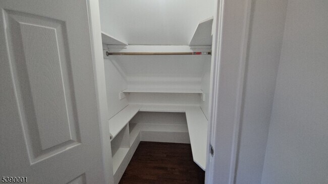 Building Photo - 264 Pomona Ave