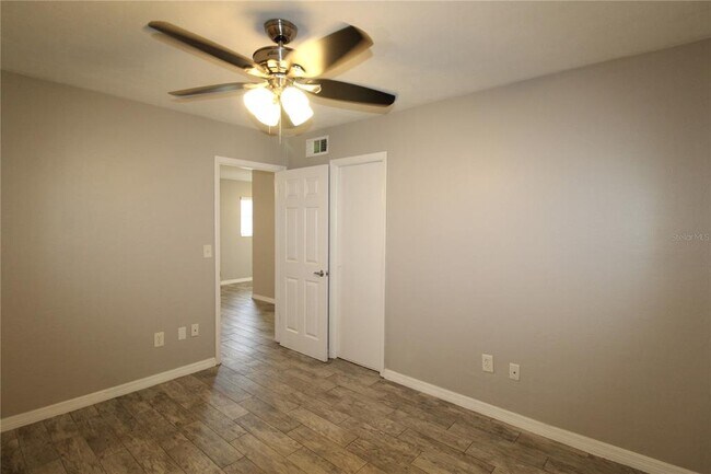 Building Photo - 6371 Gateway Ave