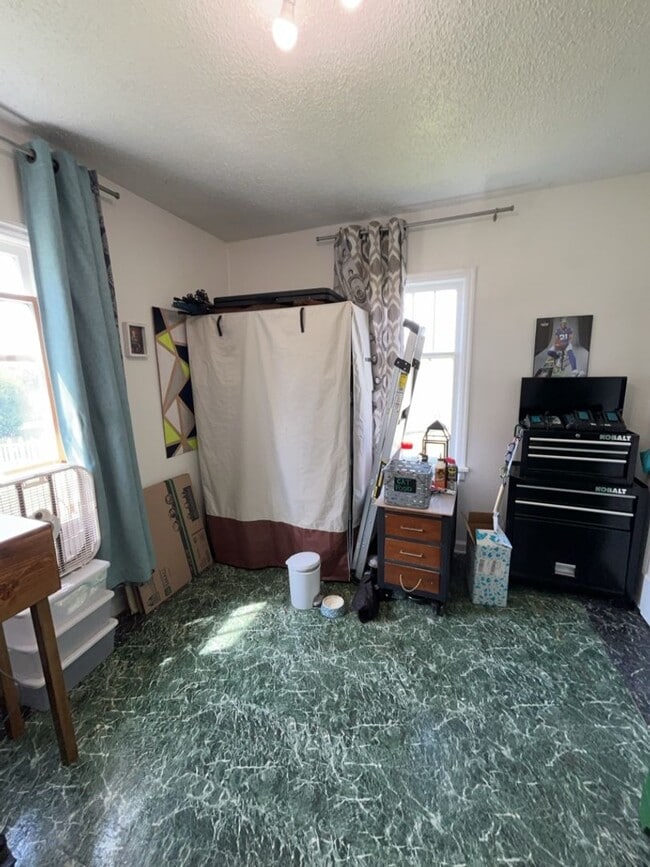Building Photo - Charming DADU 2BD 1 BA